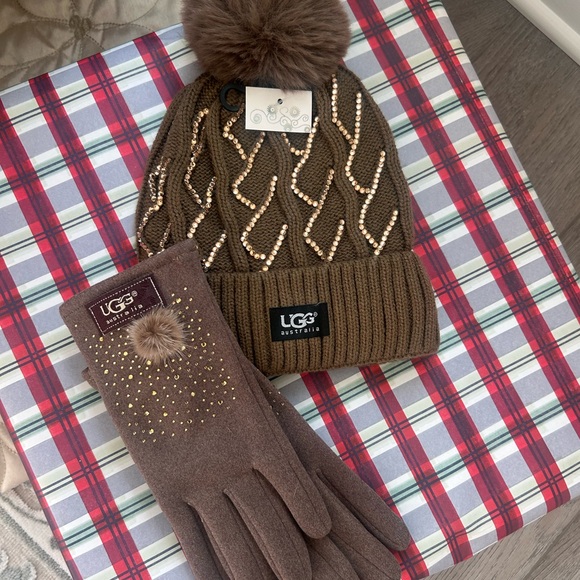 UGG Accessories - Stay Warm & Cozy NWT UGG Brown Beanie and Gloves with Gold Accents
